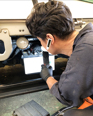 バッテリー周りの目視点検